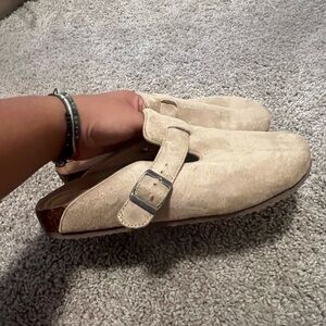 Time and True size 10 slip on